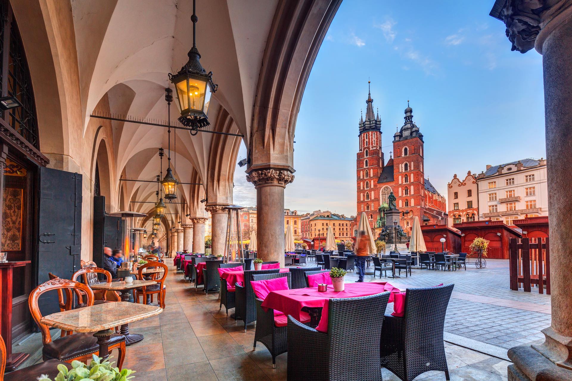 Why is Krakow so popular among international tourists?